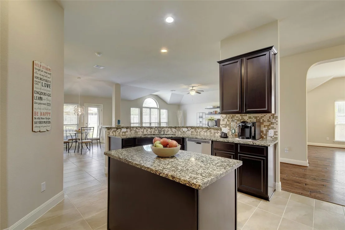 Photo of 578 Ledge Stone DR