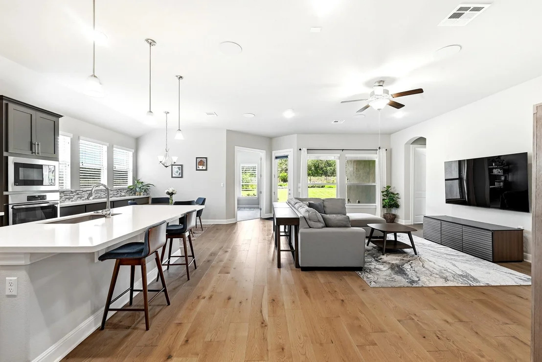 Photo of 2982 Reunion BLVD