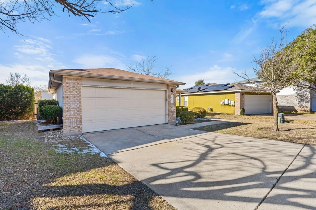 Photo of 607 Quincy DR