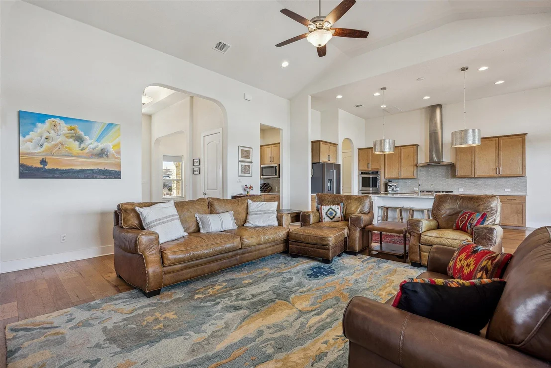Photo of 328 Barbaro DR