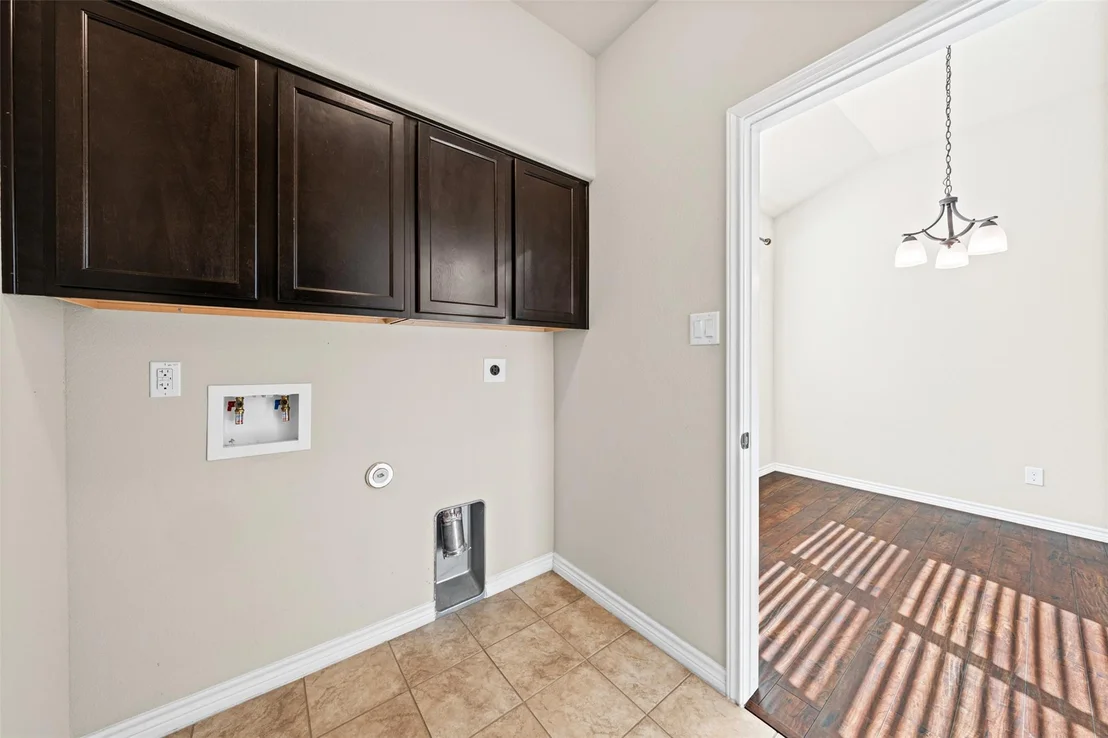Photo of 5502 Juno DR