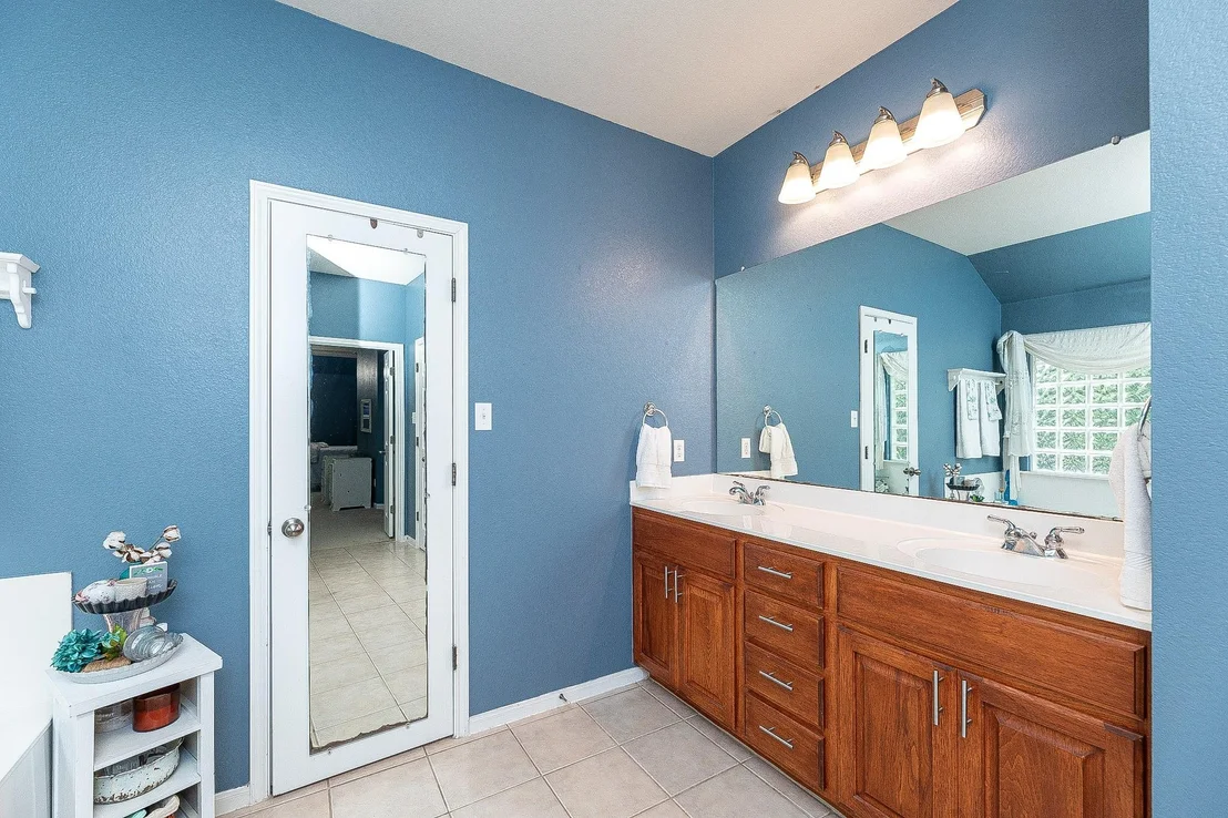 Photo of 1114 Calistoga DR