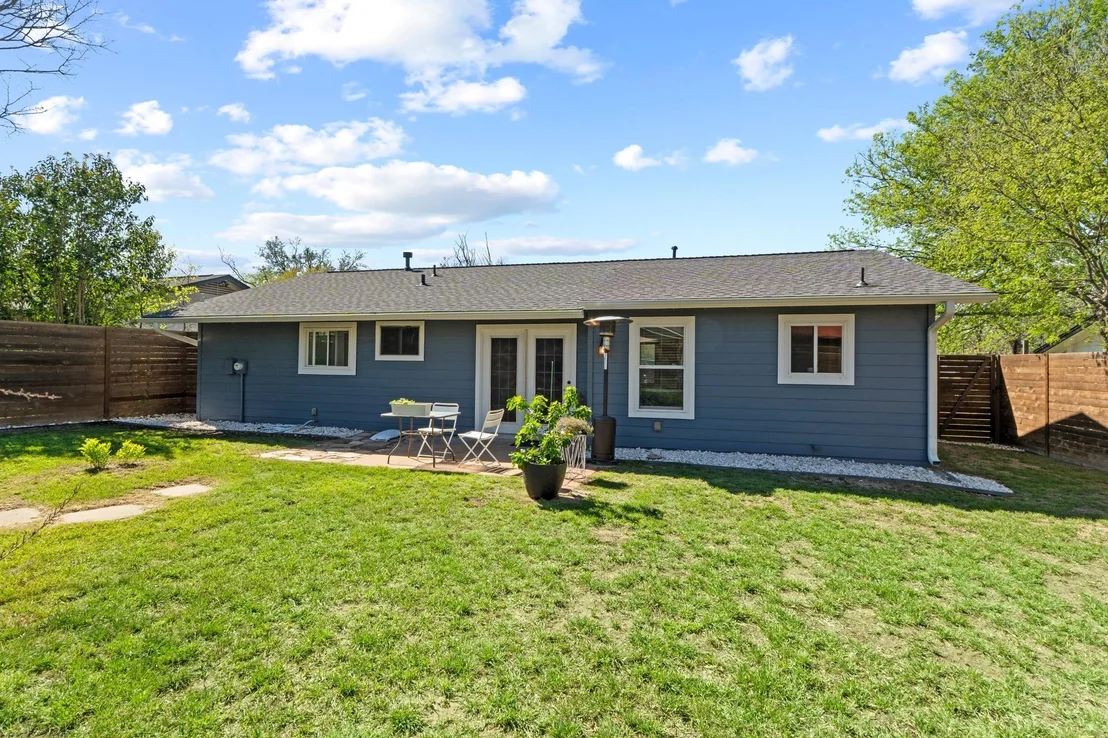 Photo of 5811 Glenhollow PATH
