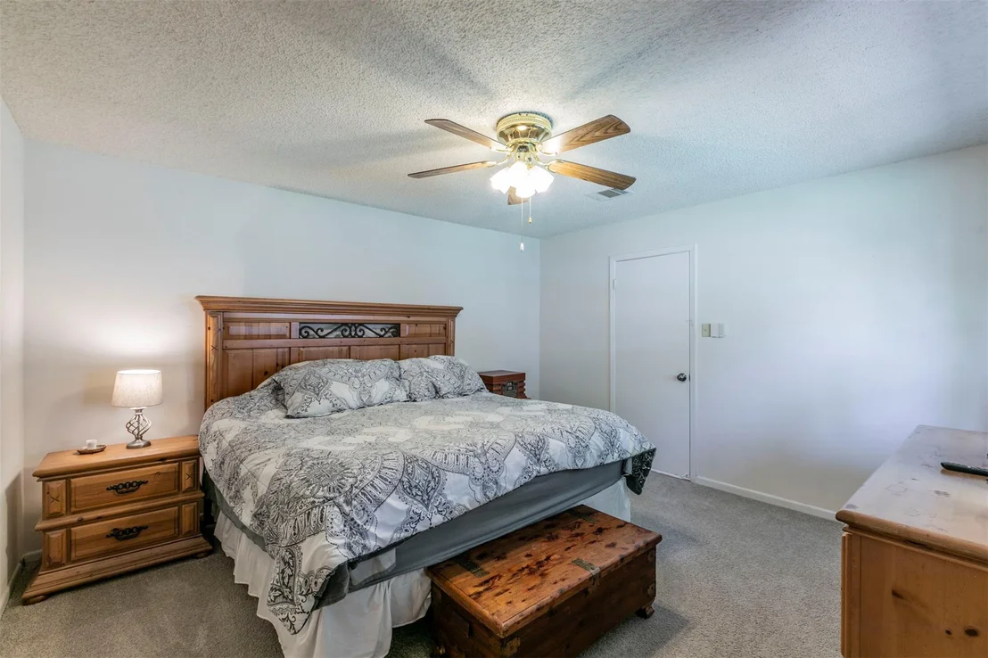 Photo of 605 Manning DR