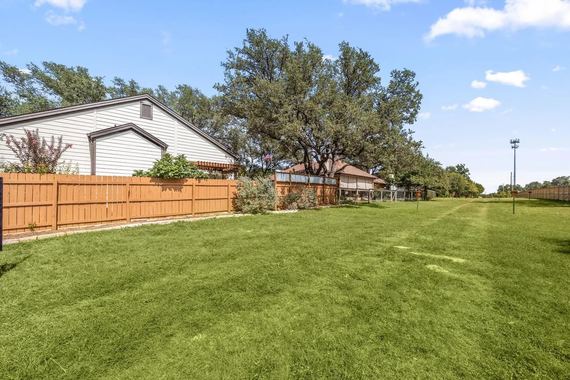 Photo of 301 Riverview DR