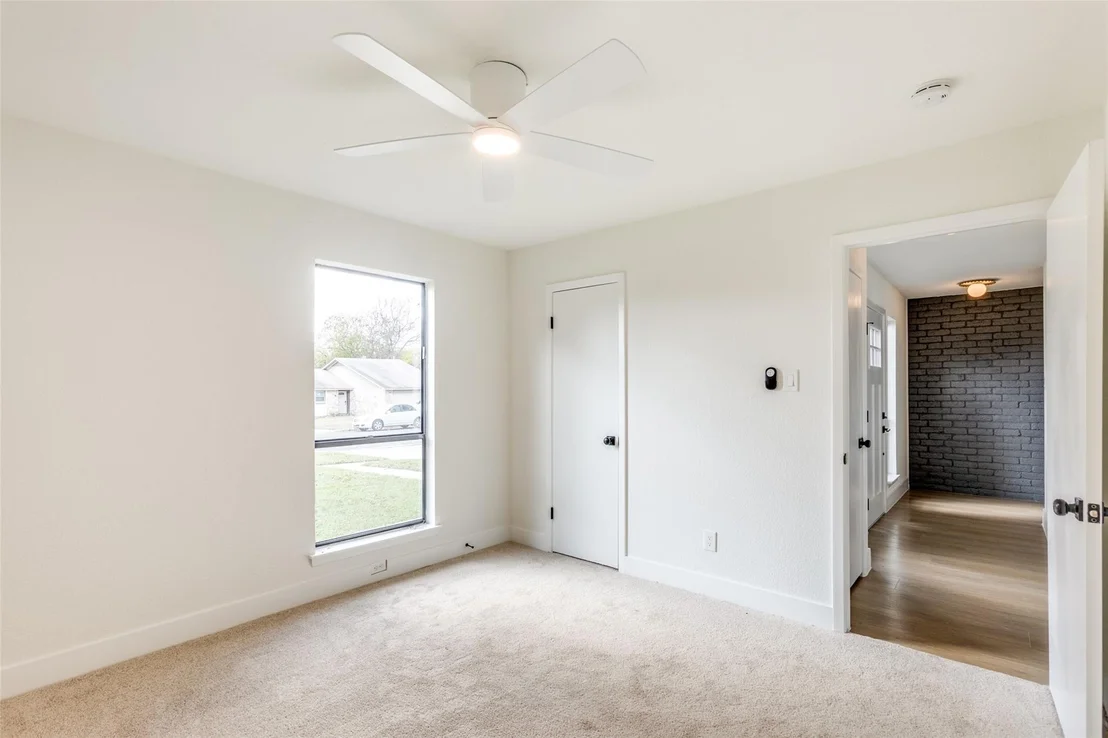 Photo of 1720 Pine Knoll DR