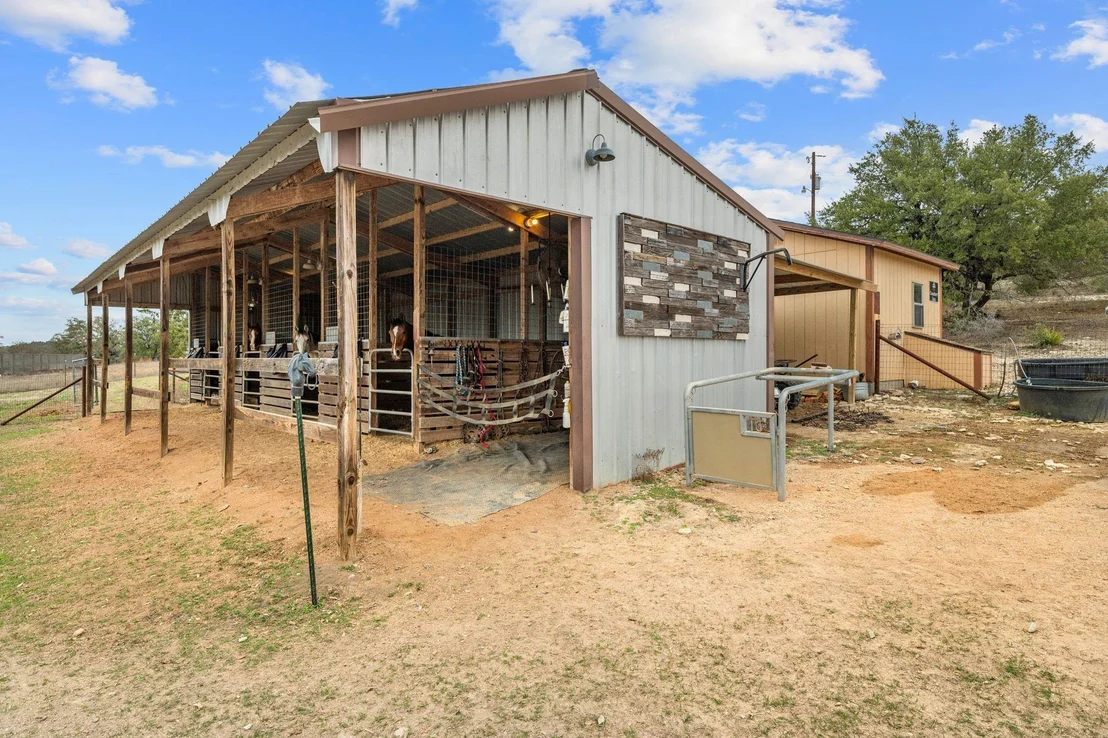 Photo of 401 Ranchview RD
