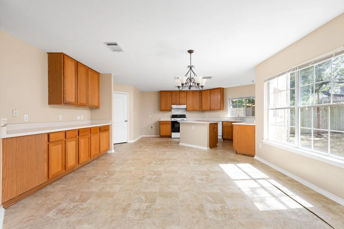Photo of 11304 Pickard LN