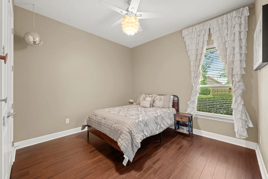 Photo of 1409 Birch DR