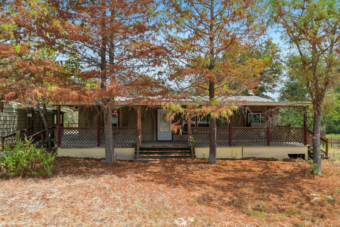 Photo of 664 Hidden Oaks DR