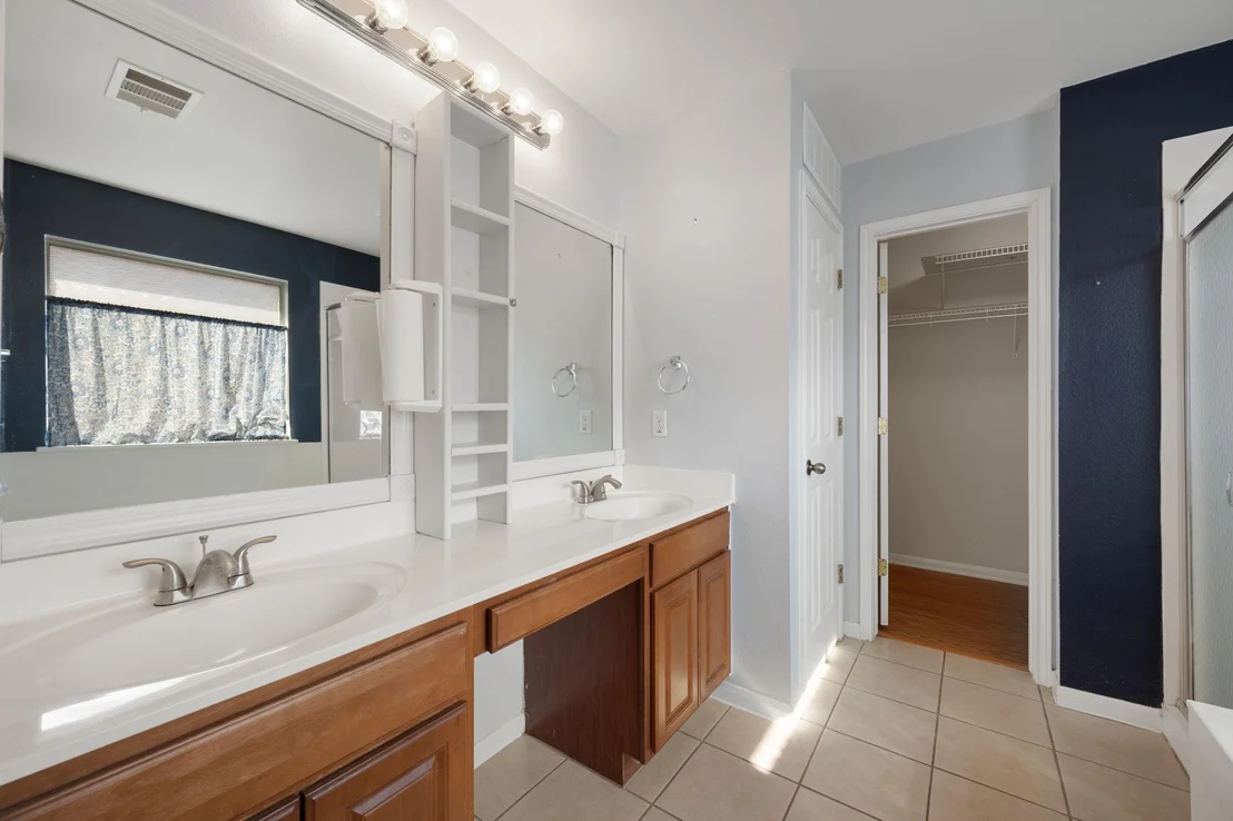 Photo of 215 Kerley DR