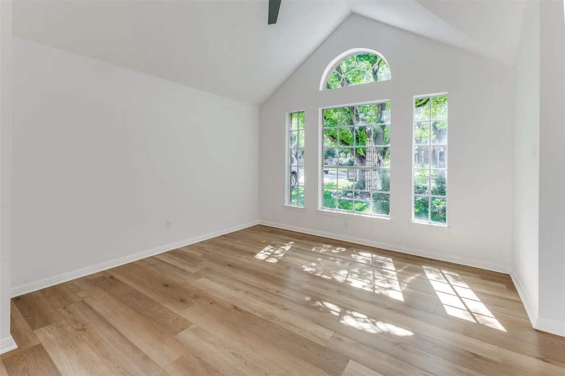Photo of 1207 Cardinal LN