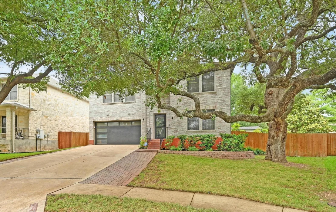 Photo of 11200 Pickard LN