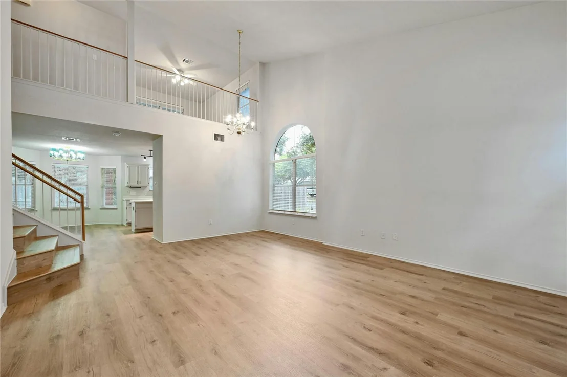 Photo of 8314 Palace PKWY