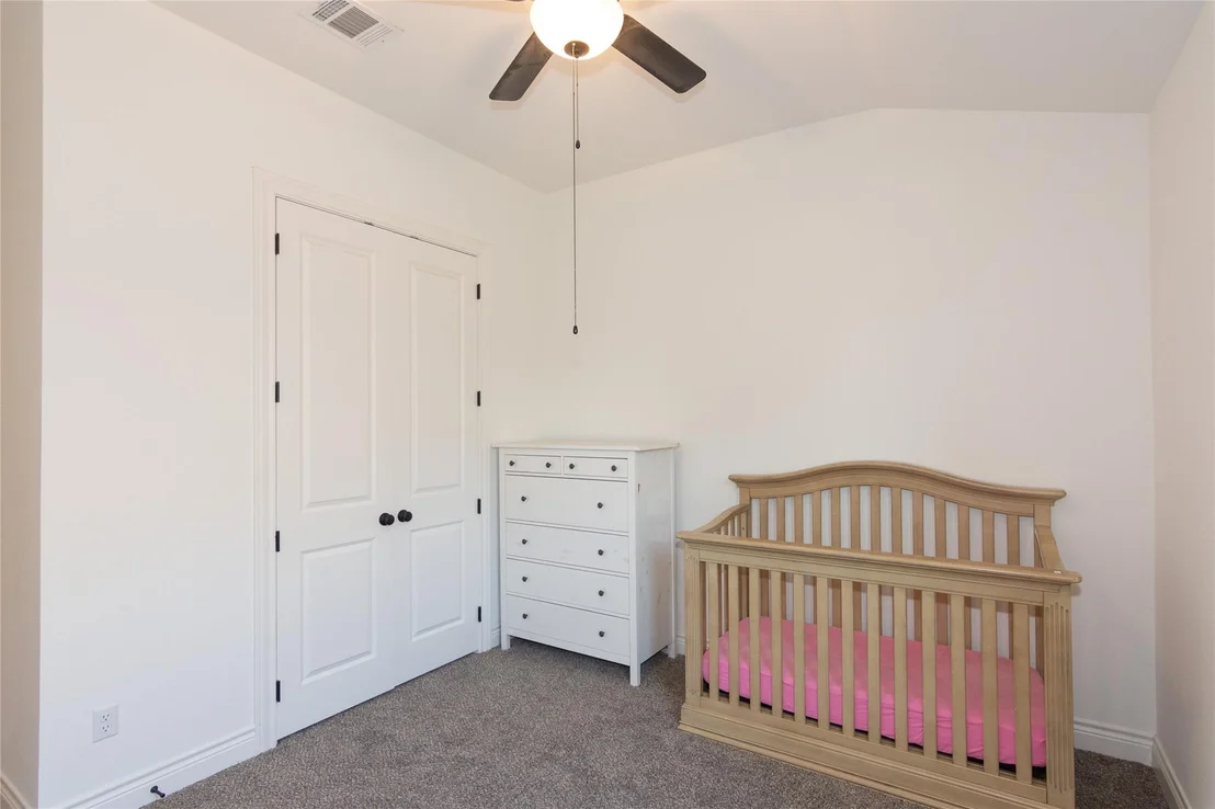 Photo of 121 Split Oak DR