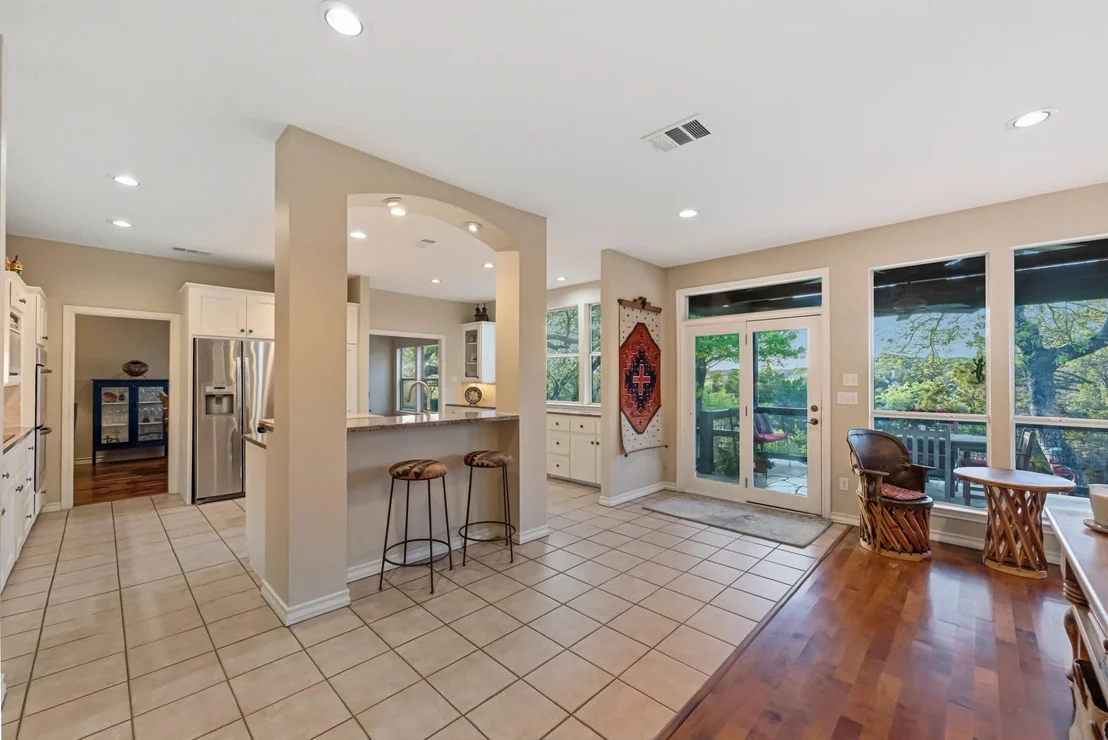Photo of 604 Furlong DR