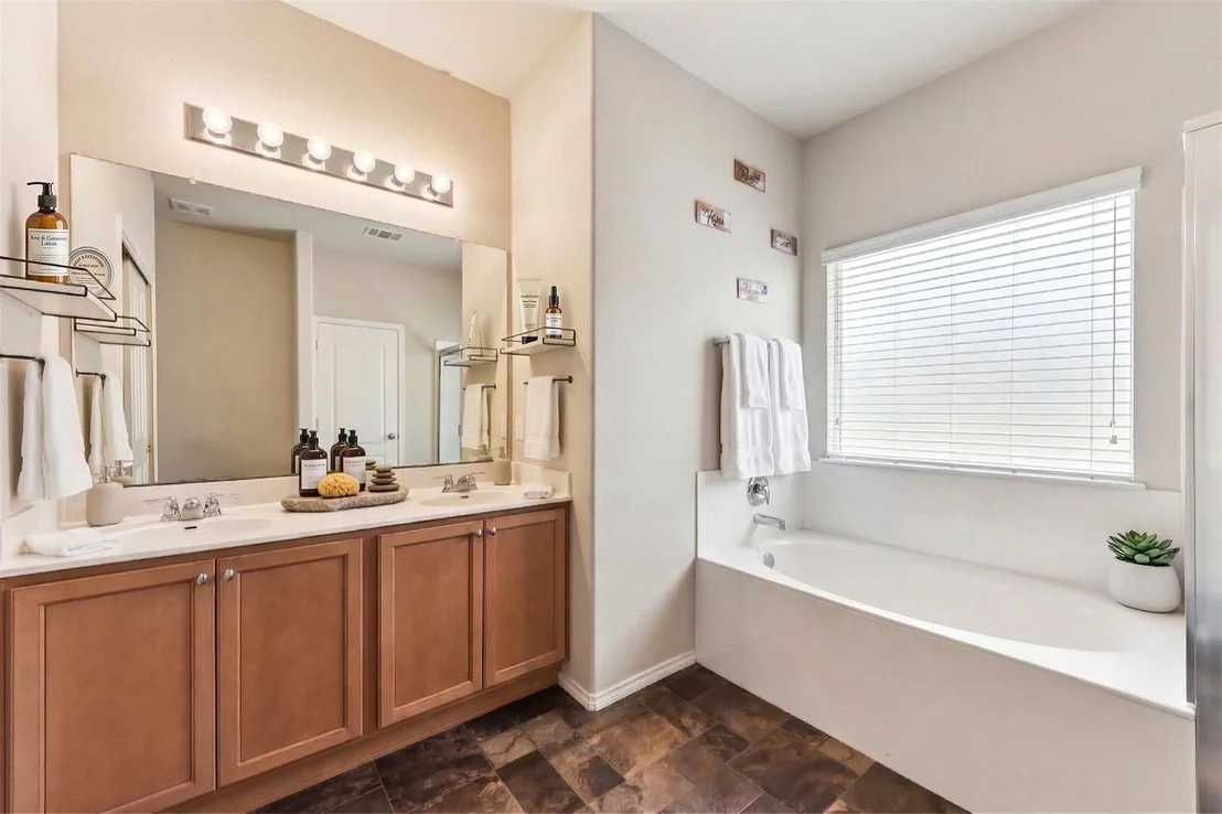 Photo of 736 Gabriel Mills DR