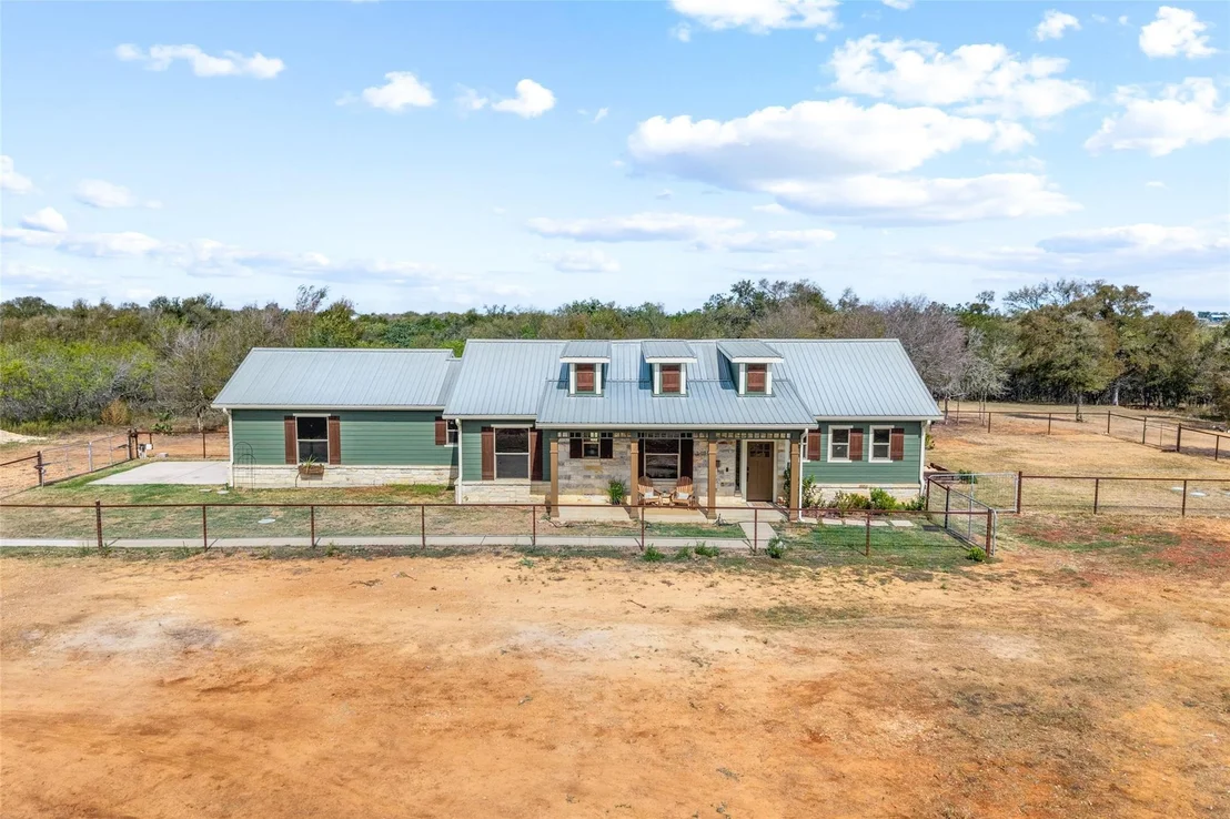 Photo of 301 County Road 491 RD