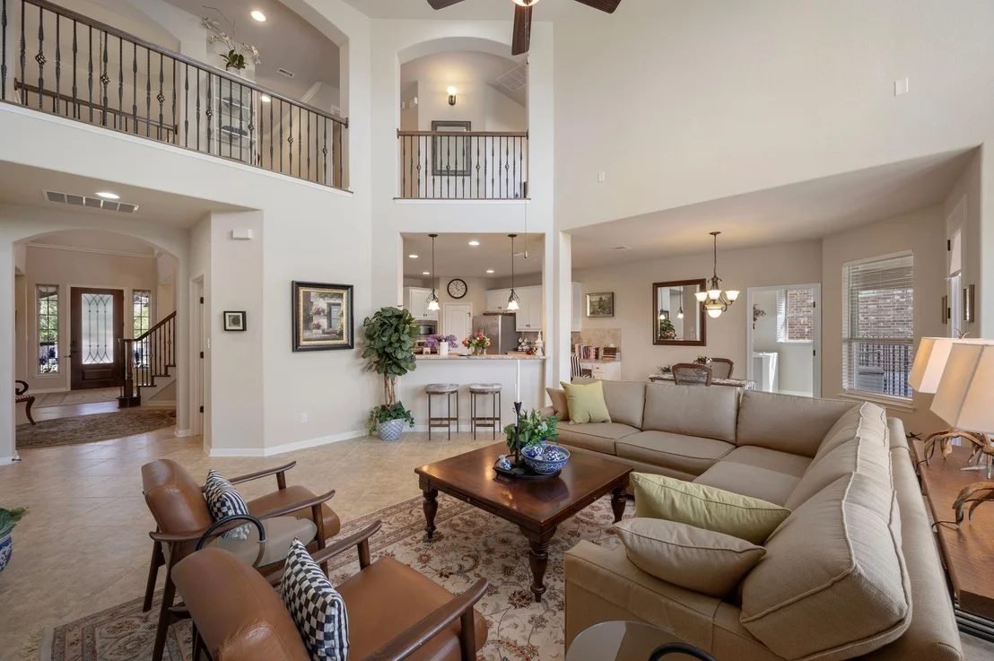 Photo of 182 Emma LOOP