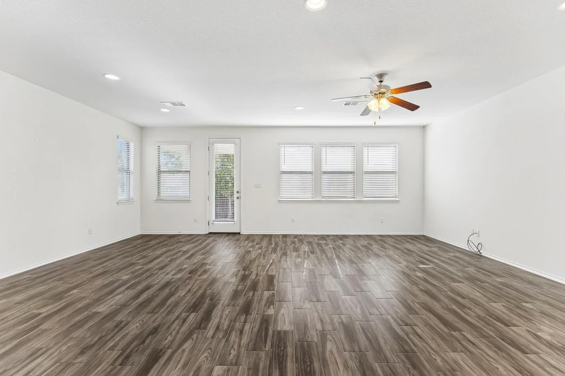 Photo of 1432 Morning View RD