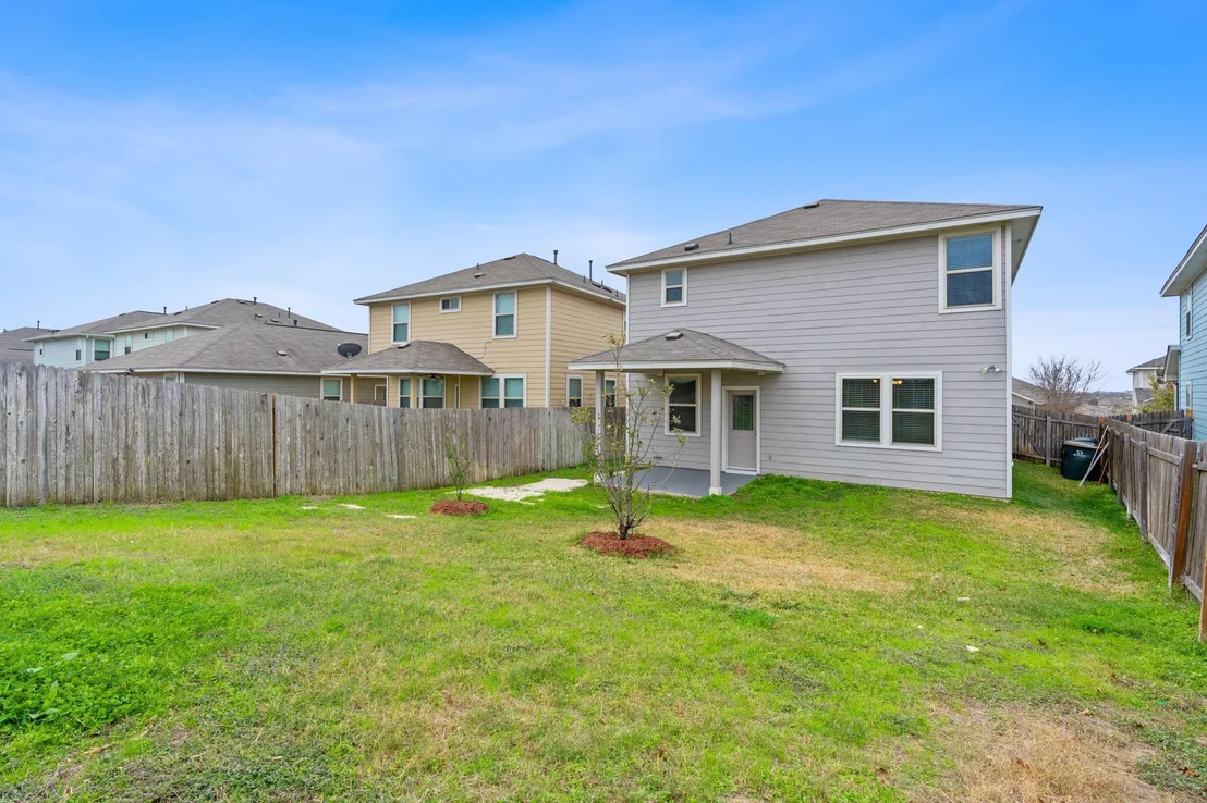 Photo of 584 Twisted Oaks LN