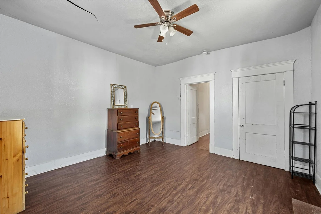 Photo of 1004 Vargas RD