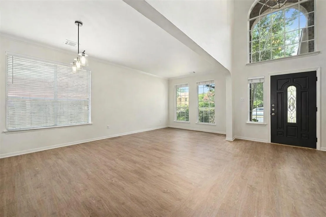 Photo of 6405 Salcon Cliff DR