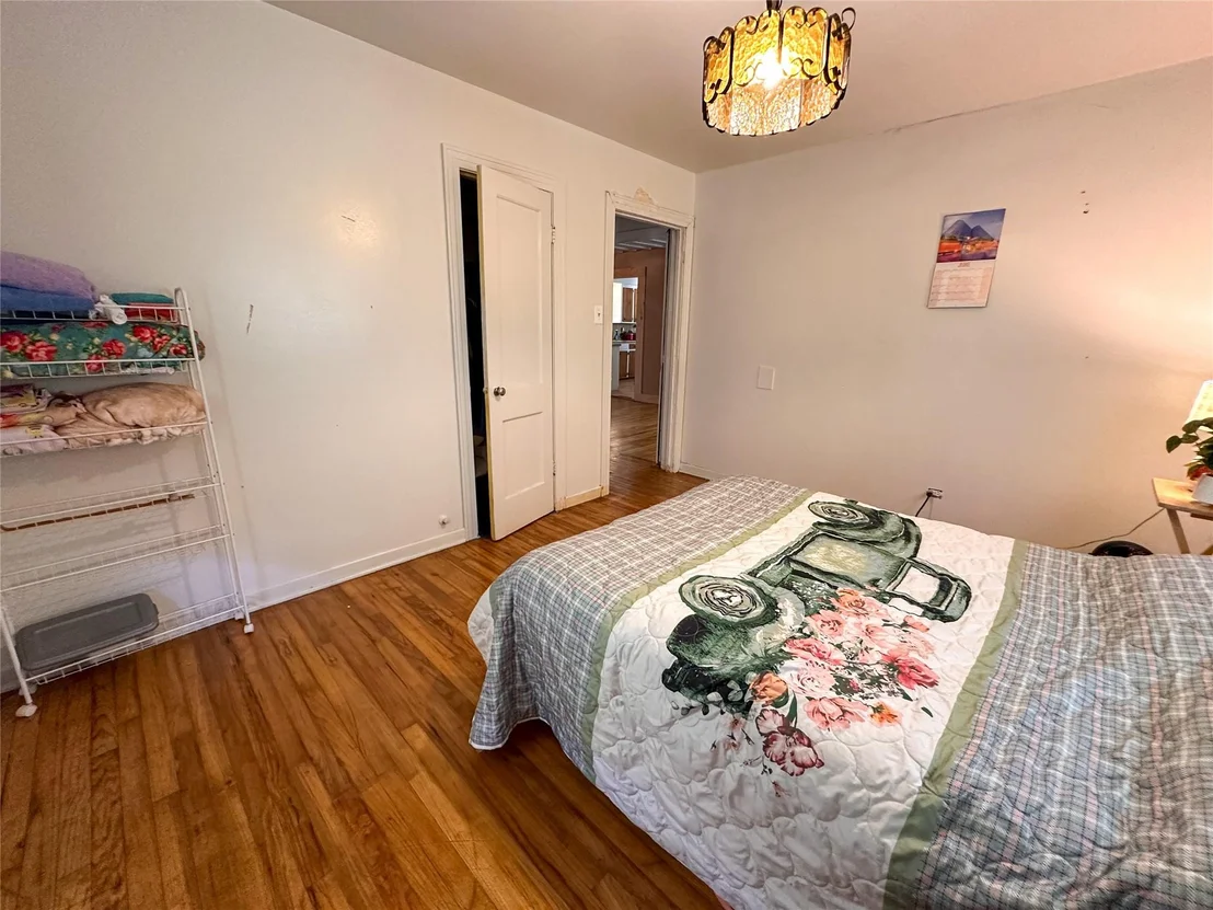 Photo of 407 4th Ave