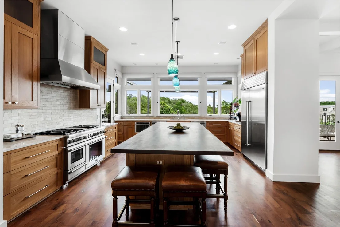 Photo of 5 Clarendon LN