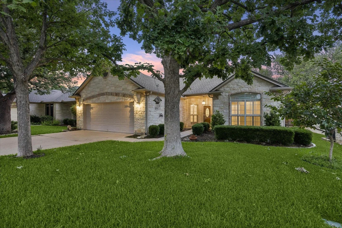 Photo of 300 Brazos DR