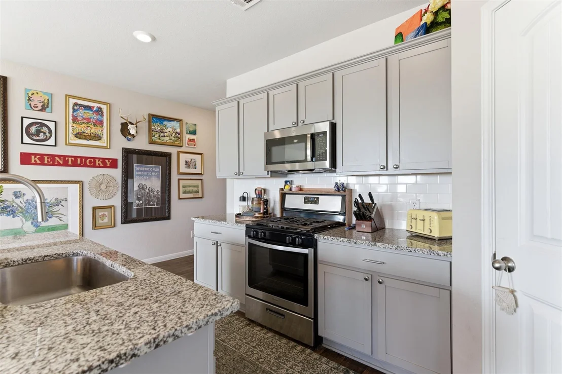 Photo of 220 Apache Plum DR
