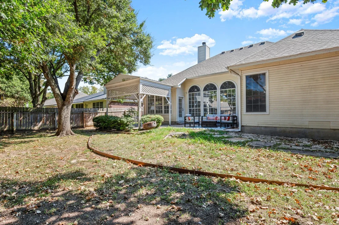 Photo of 1206 Brophy DR