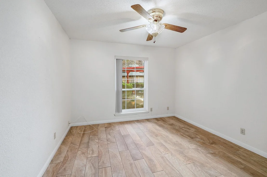 Photo of Unit 23 at 2425 Ashdale DR