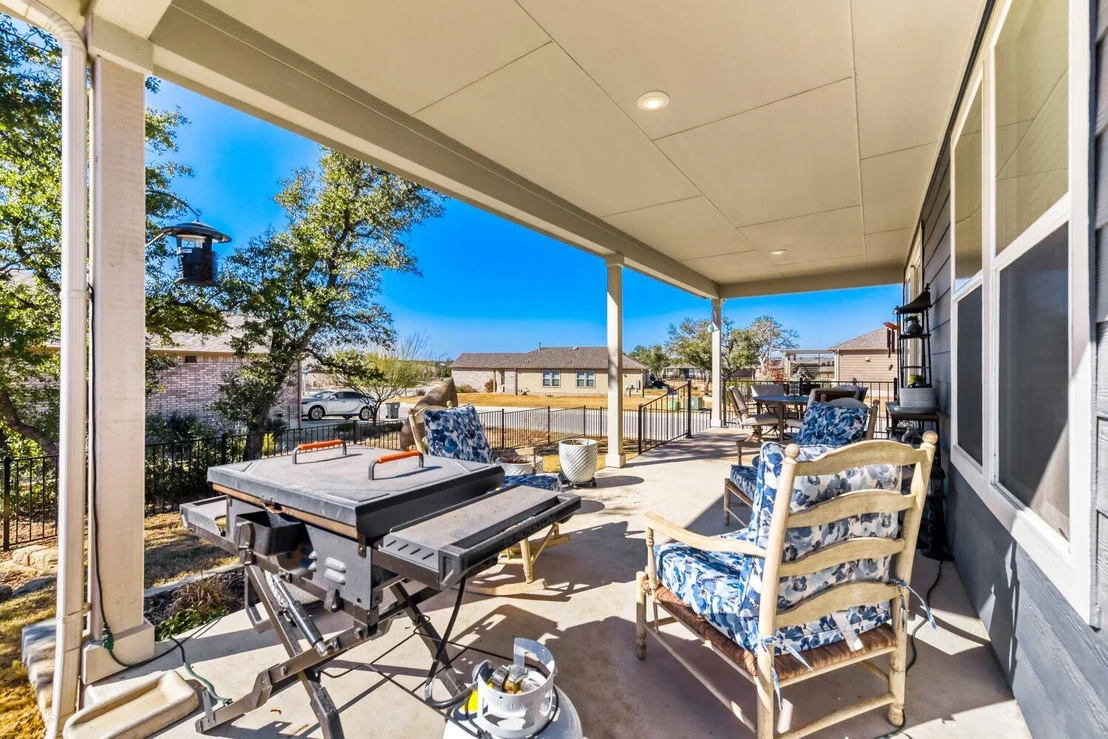 Photo of 815 Saratoga LN