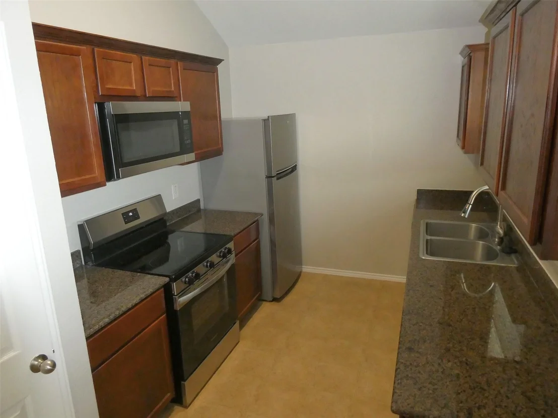 Photo of 113 SOAPSTONE DR