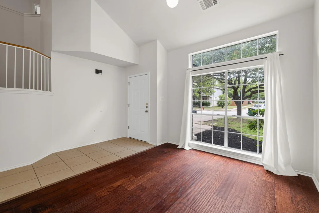 Photo of 725 Leann LN