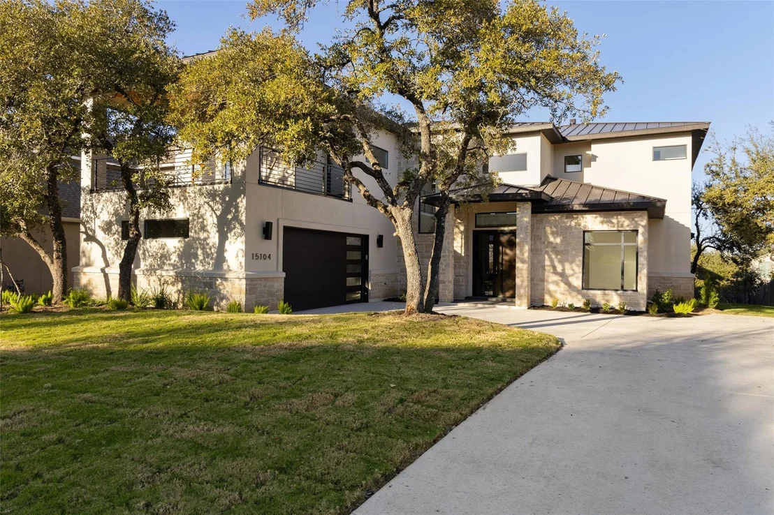 Photo of 15104 Dorothy DR