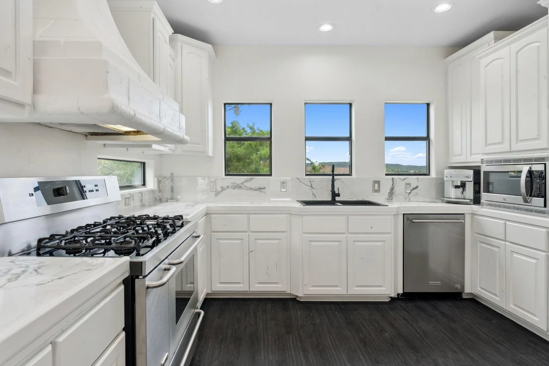 Photo of 8117 Joy RD