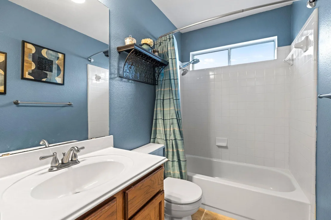 Photo of 319 Willowbrook DR
