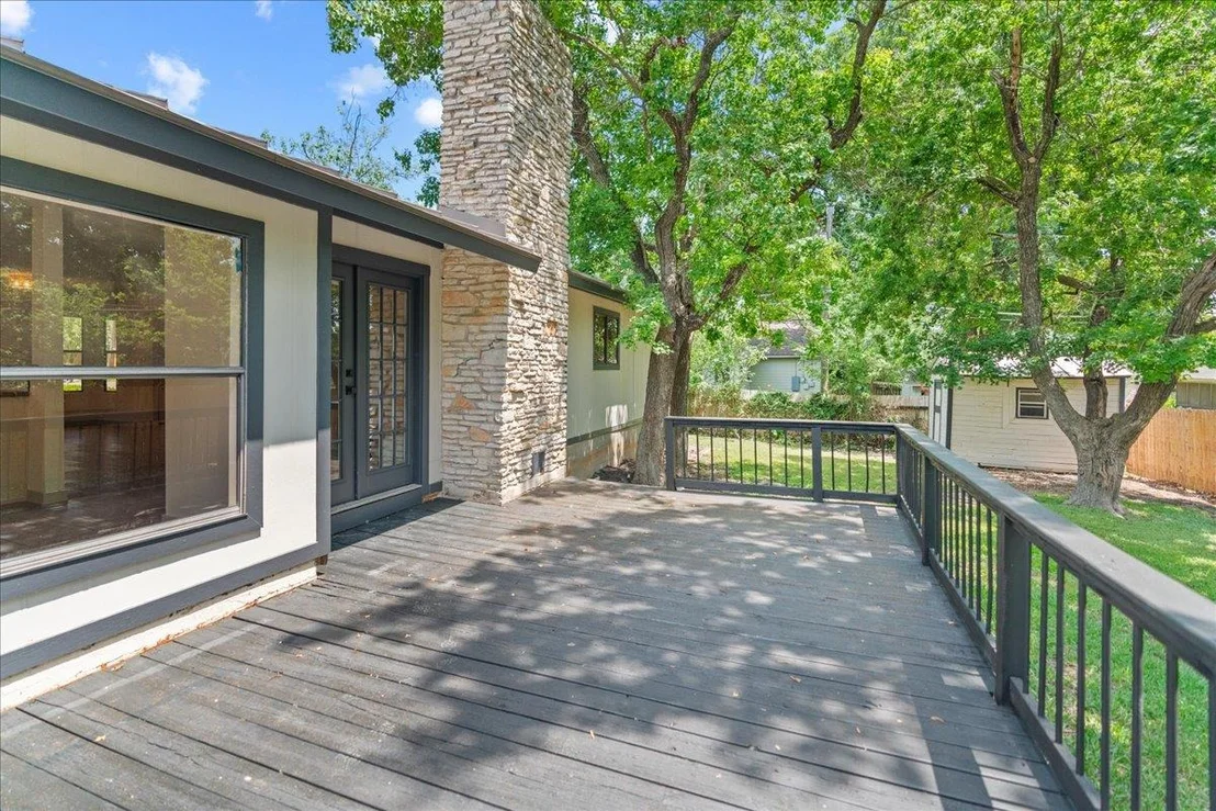 Photo of 2305 Donna DR
