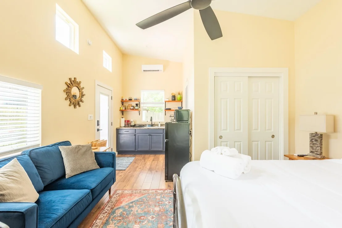 Photo of 2640 Piping Rock TRL
