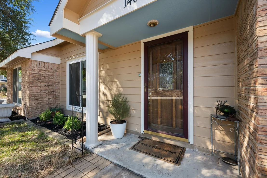 Photo of 1408 Doonesbury DR