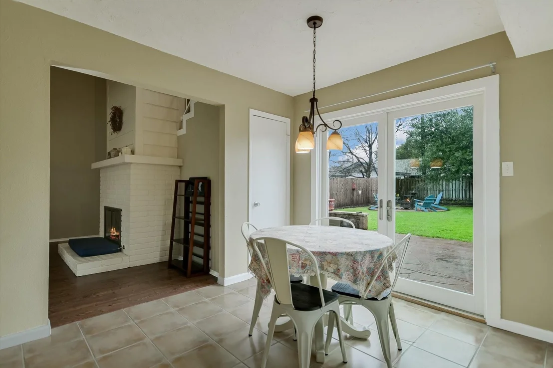 Photo of 205 Woodmont DR