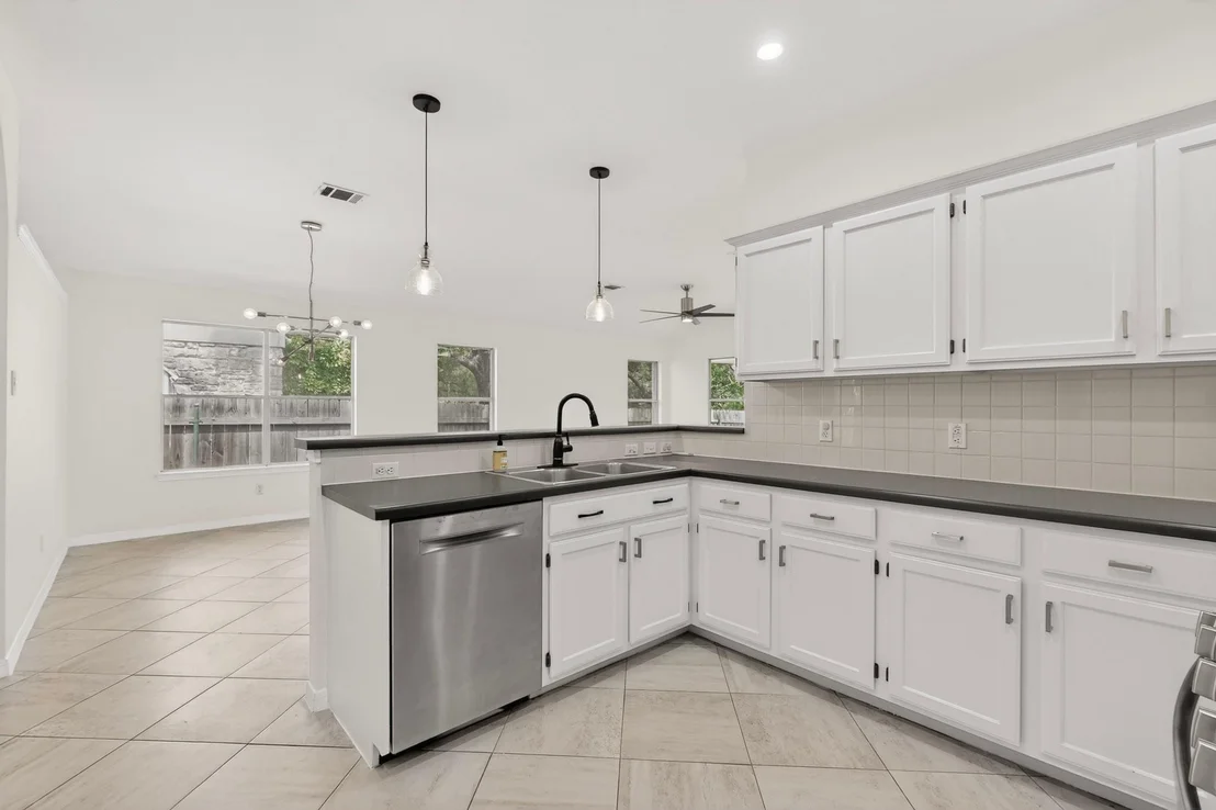 Photo of 4628 Hoffman DR