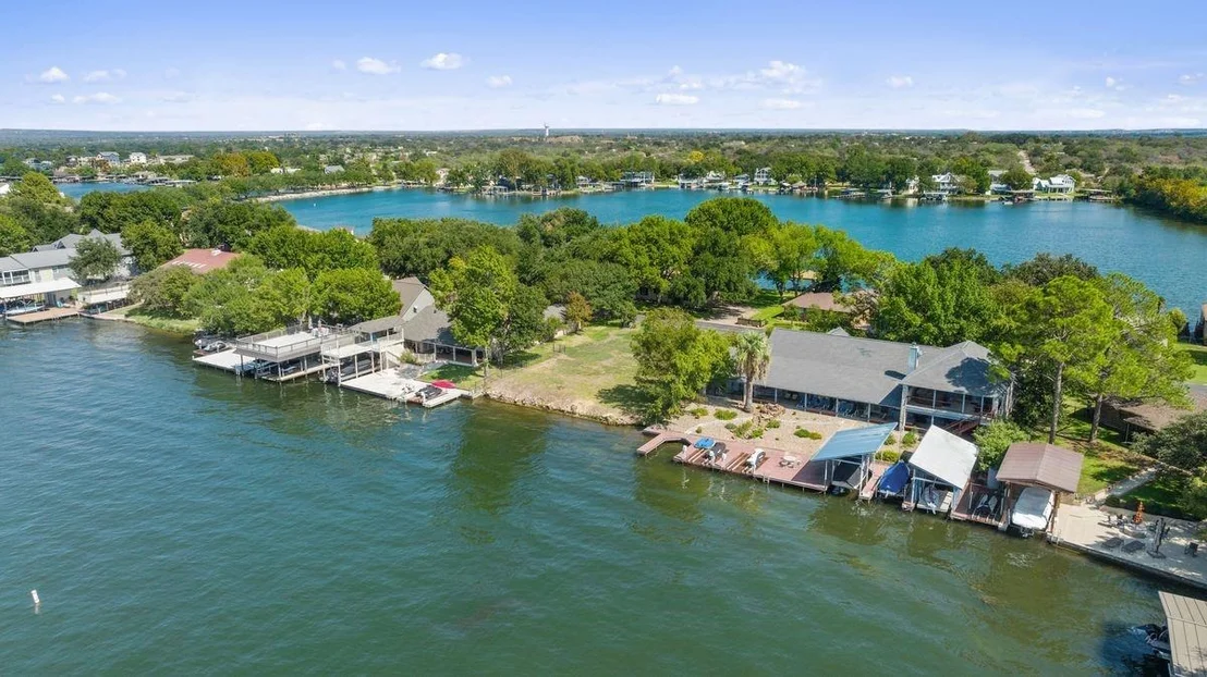 Photo of 30 Beaver Island RD