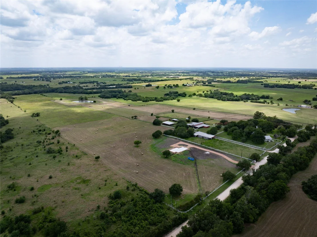 Photo of 1281 Post Oak Point RD