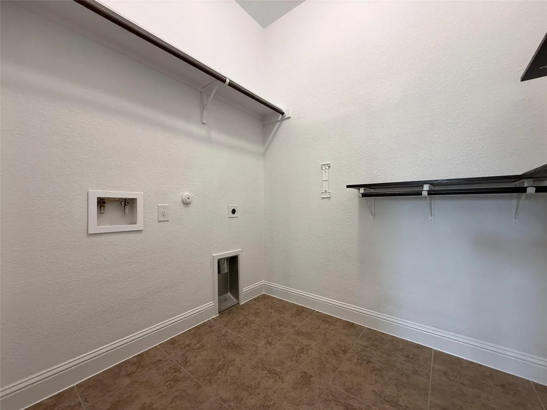 Photo of 1512 Long Shadow LN