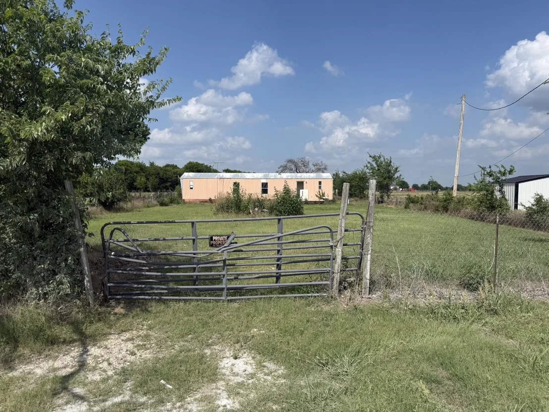 Photo of 107 N Lavaca ST