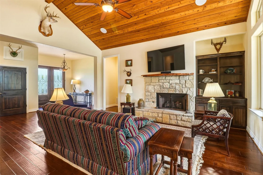 Photo of 1200 Long Mountain DR