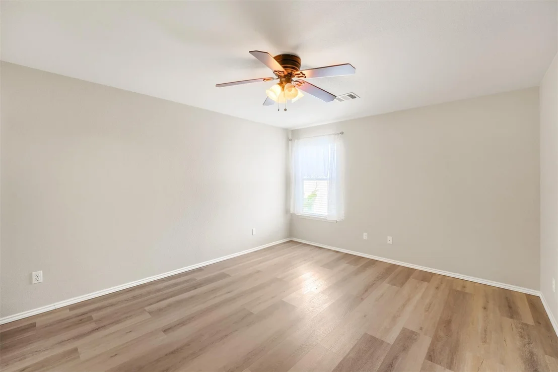 Photo of 13200 Ring DR